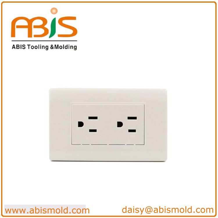 wall socket.jpg