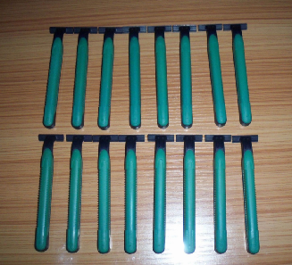 Jednorazové   holiaci strojček   rukoväť   dve   farba   pleseň